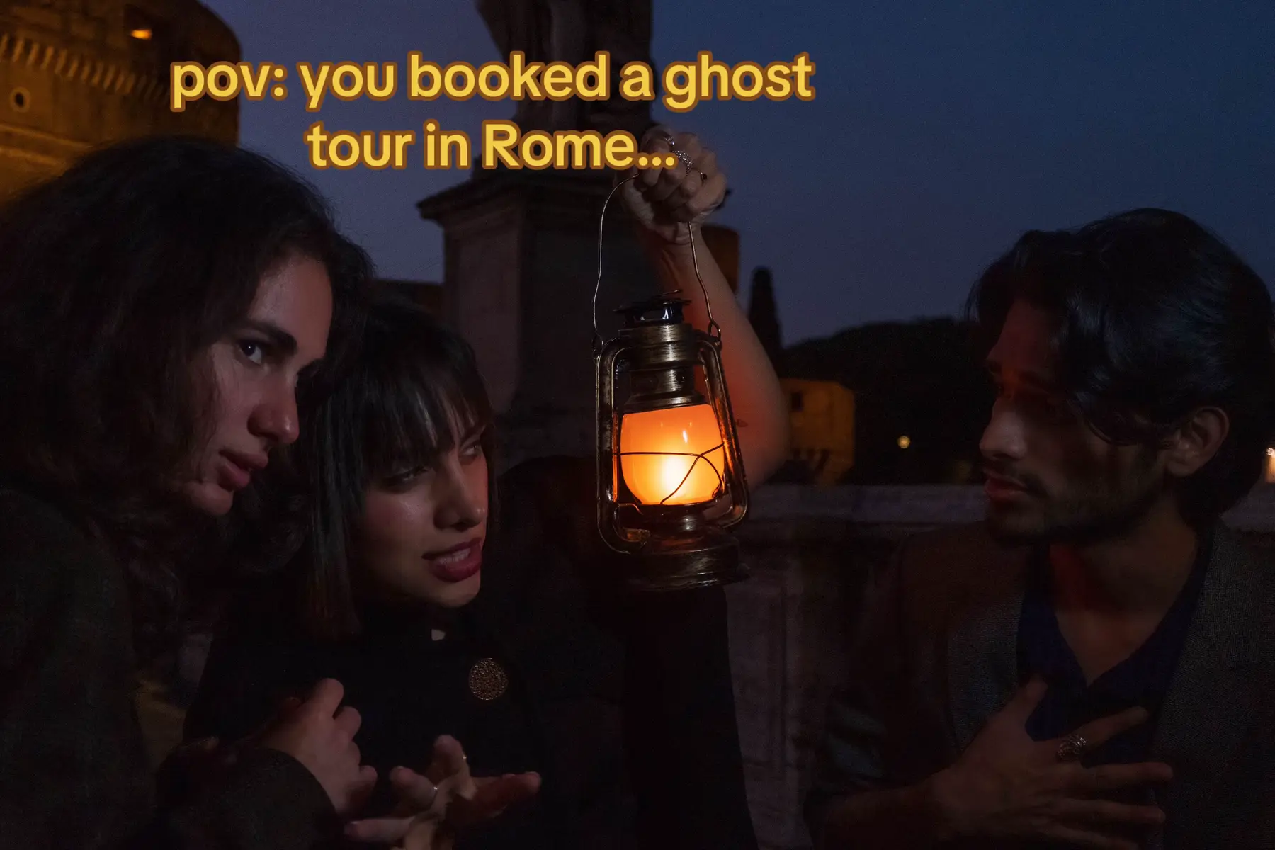 🎃 Experience Rome's haunted history like never before! Book now with GHOST20 and enjoy an exclusive 20% discount on our ghost tour! #HalloweenInRome #HauntedRome #RomeGhostTour #SpookySeason #CarpeDiemTours #whattodoinrome #Octoberinrome 