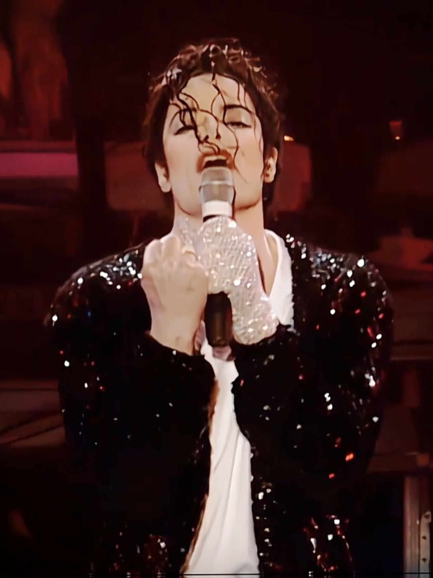 The beauty of Billie Jean performances ❤️✨ Hope you all like this! #michealjackson #mj #mjinoccent #edit #billiejean #thriller #kingofpop #fyp #viral_video 