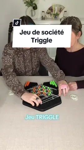 Elle est trop forte à ce jeu 😣 #jeuxdesociété #soiréejeux #jeuxenfamille #jeuxentreamis #jeuxadeux 