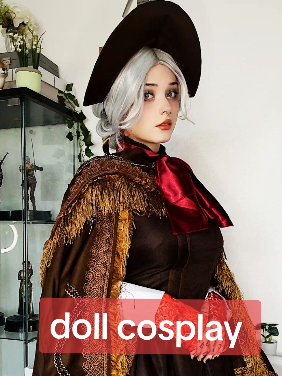 I look like an owl last doll video? #bloodbornedoll #dollcosplay #bloodbornecosplay #cosplay #bloodborne 