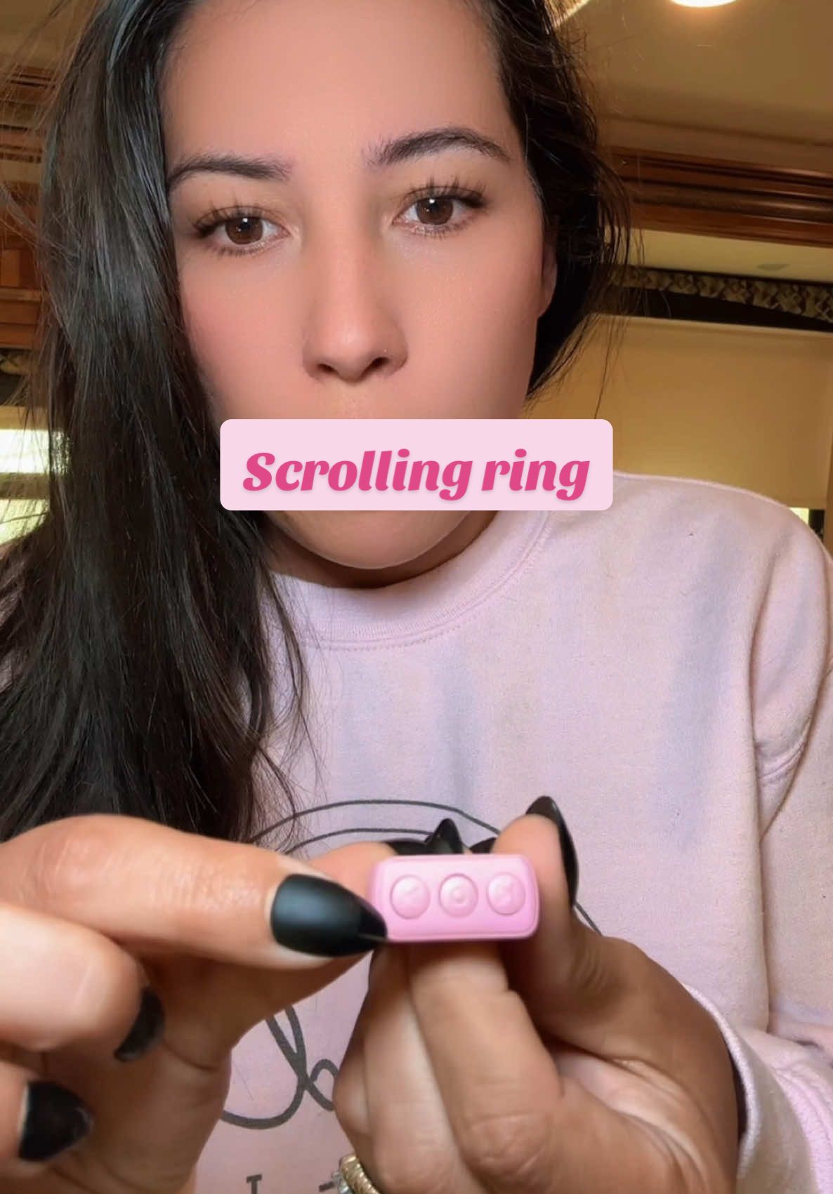 This is the best gift for those busy mamas!  #scrollingontiktok #scrollingring #giftsforher #giftsformom #stockingstuffers 