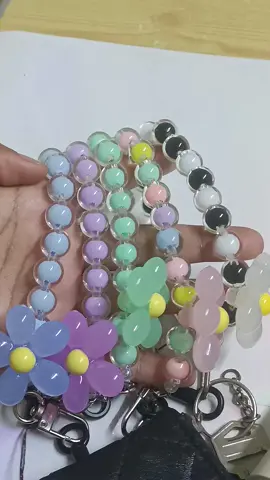 Trending Phone Accessories 🌸 #beadedlanyard #cellphonelanyard #beadsbracelets #beadslanyardphone #fyp 