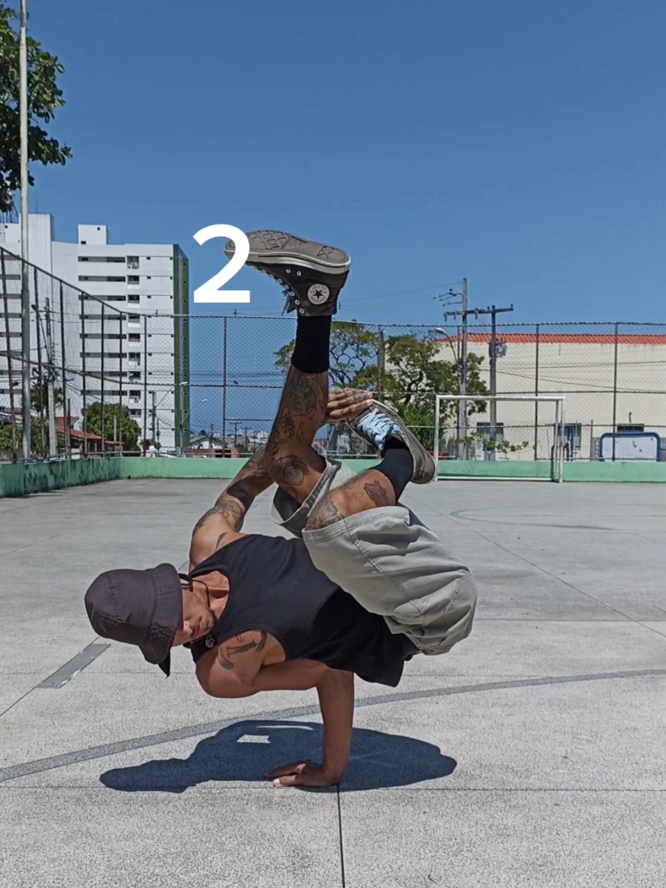 Quantas você consegue? 💪 #bboying #dance #equilibrio #airchair #tutorialdance #strength #bboy #hiphop #balance 