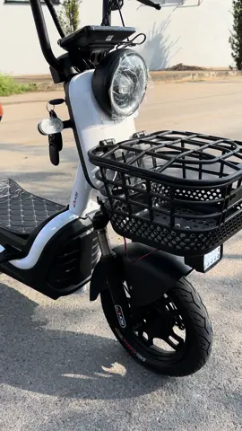 Bicicleta Eletrica Duos Eko-5 500W Uma ótima opção para locomoção diária. Dispensa uso de CNH!! Com autonomia de até 50km, bateria de 48v, amortecedor dianteiro e traseiro, farol, buzina e alarme.  EAI, BORA NEGOCIAR?!