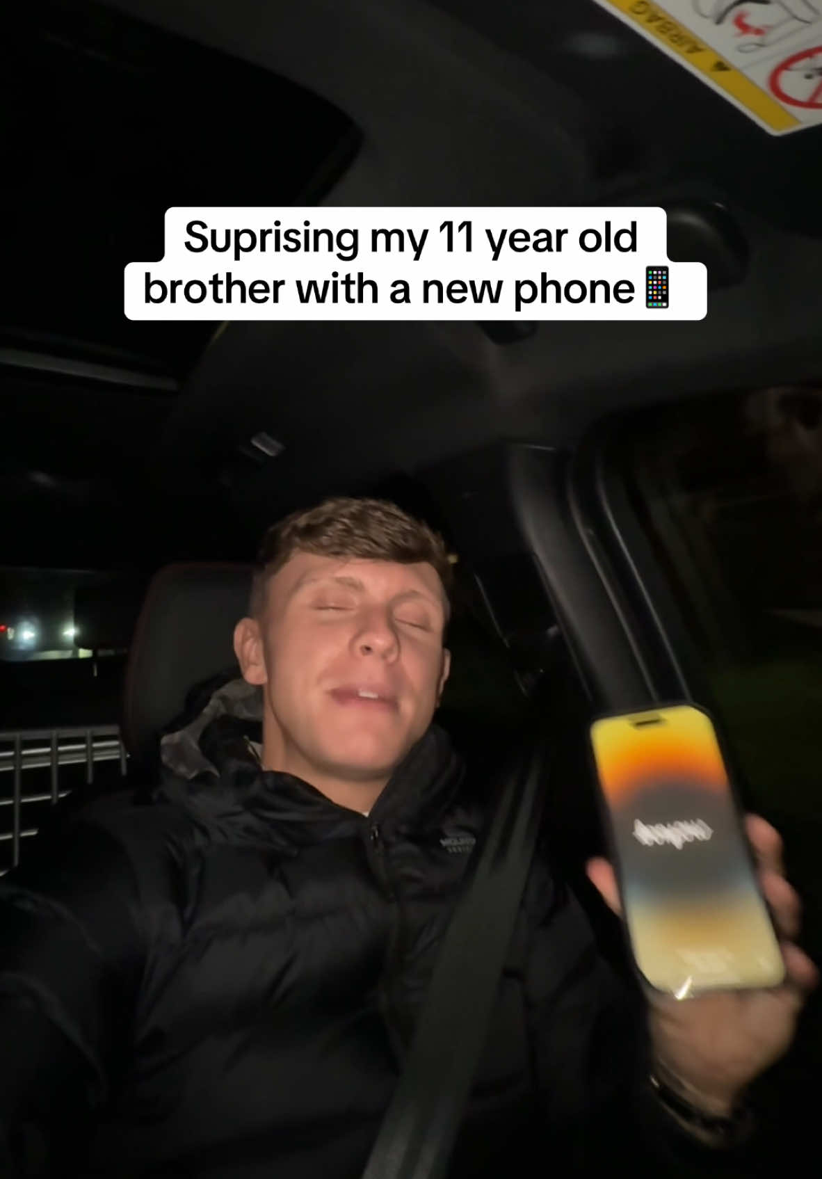 Suprising my 11 year old brother with a new phone📱 #suprise #newphone #viral #fyp 