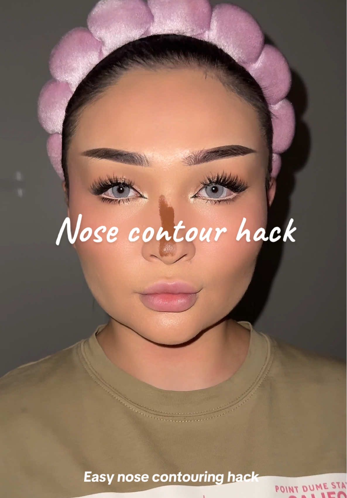 Easy nose contouring hack 👌🏻#nosecontour #nosecontourhack #contouring #contouringhacks #contouring101 #makeuphacks #makeuptips 