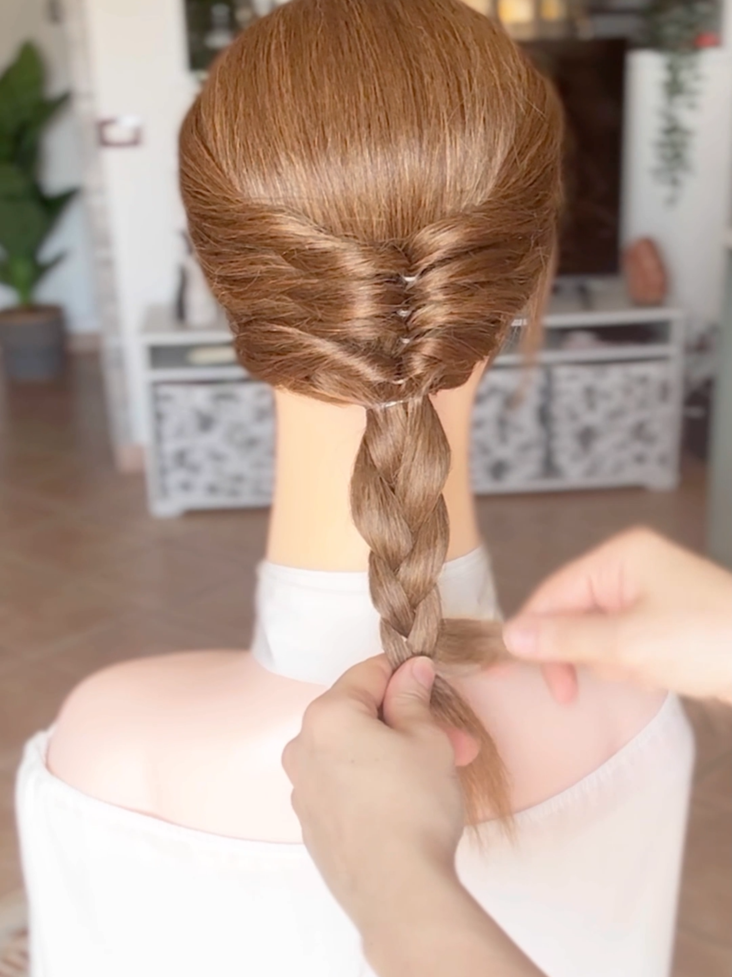 Easy Floral Hairstyle! #braidsformyhair #braidtutorial #hairtutorial #hairvideos #hairgoals #hairideas #hairtok #hairtips #hairhack #summerhair #backtoschool #easyhairstyles #hairstyles #creativehairstyles #peinados #trenzas #trecce #acconciature