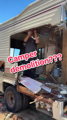 Camper demolition??? #makeshift #makeshiftgarage #makeshifthappen #cool #skit #crazy #wild #trump #blowthisup #comedia #fypage #wow #insane #crazystory #ford #viralvideo #video #fyp #camper #engine #roadtrip #engine #engineering #demolicion @Devin T @Devin T 