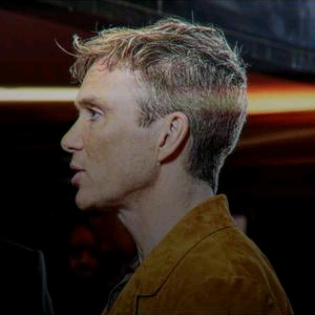 cillian murphy at the small things like these premiere with the peaky blinders  haircut and the blonde strands is everything to me  #cillianmurphy #cillianmurphyedit #usercillian #smallthingslikethese #stlt #smallthingslikethesemovie 