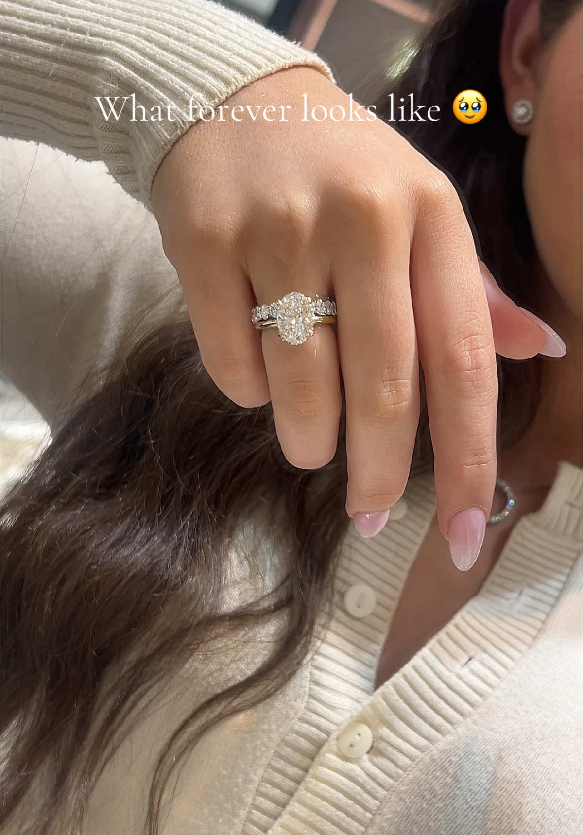 How amazing is this two tone set ❤️ #patricknader #patricknaderfinejewels #foryoupage #dreaming #unlockmylikes #ovalengagementring #jewellery #proposal #2stonering #RBC #verydemure 