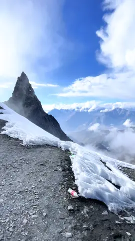 Mountains and clear blue water—Tilicho Lake’s beauty is unreal. ❤️🇳🇵🗻 #tilicholake #tilicho #manag #mustang  #fun #beauty   #nepal #trend #tiktokviral #viral #fyp #foryou #apt #barcelona #likes #explorepage #music #tiktokviral #video #peak #reels #musically #bhfyp #youtube 