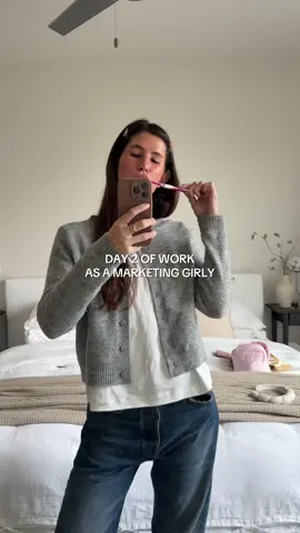 Second day of work vlog #firstdayofwork #newjob #marketingjob 