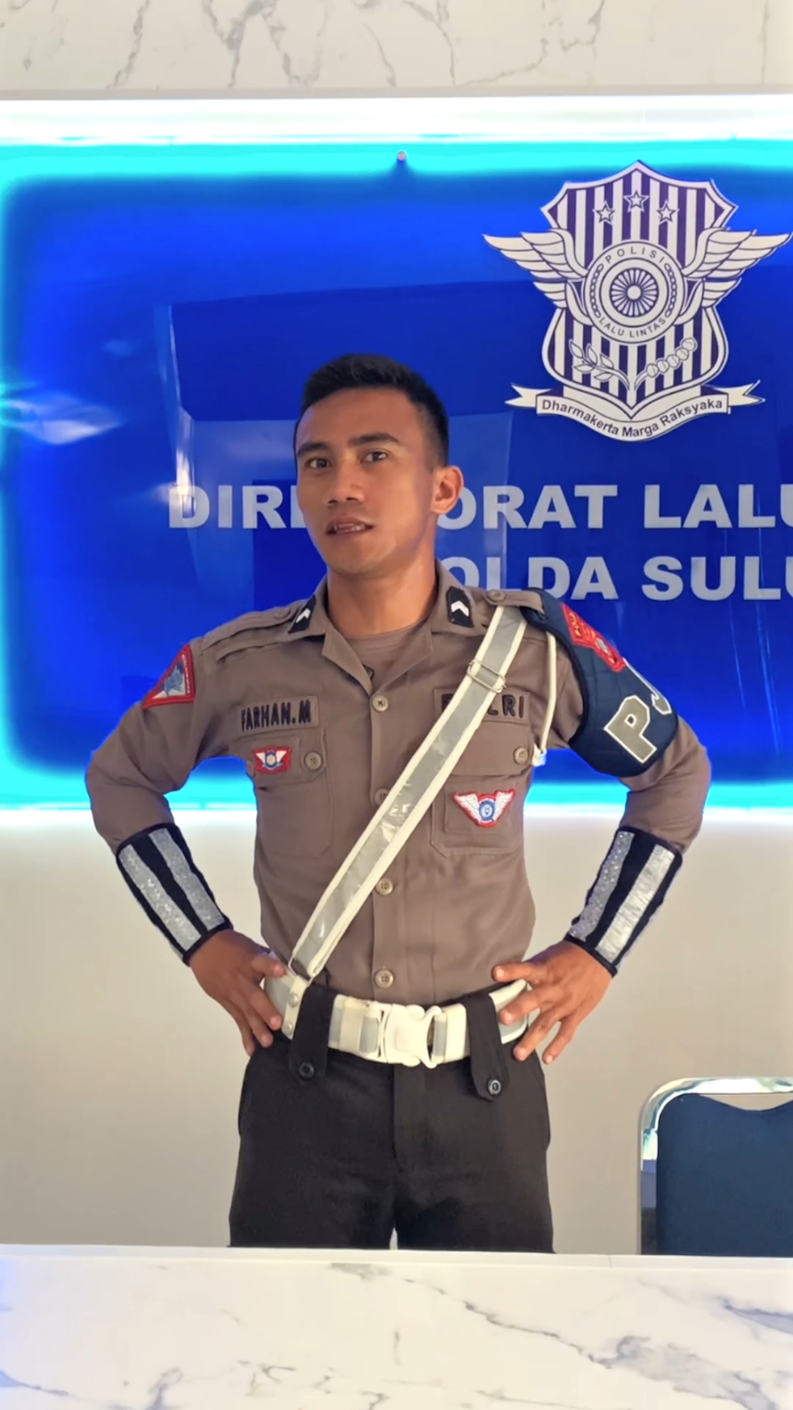 Jangan sampai kejadian kayak gini ya Sobat Lalin.. Yuk tertib berkendara buat keselamatan kita semua selama di jalan #torangdengpolisi  #amanitukeren  #ditlantaspoldasulut  #fyp #trend #viral 