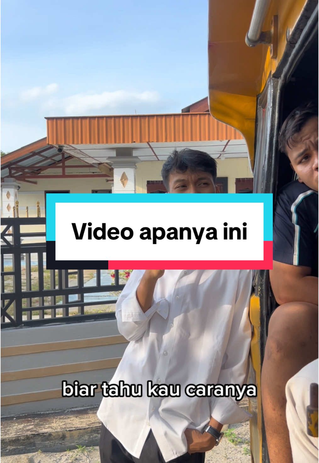 Video apanya ni sebenarnya #angkotcaleg #billyfachrullubis #caffino #sketsakomedi 