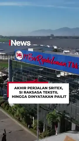 Raksasa tekstil RI PT Sri Rejeki Isman Tbk alias Sritex dinyatakan pailit oleh Pengadilan Negeri (PN) Niaga Semarang pada Senin (21/10/2024). Sritex disebut lalai memenuhi kewajiban pembayaran utangnya senilai Rp23 T kepada debitur.  Isu kebangkrutan Sritex sudah berhembus sejak Juni lalu saat terungkap 13.800 buruh tekstilnya terkena PHK namun Sritex membantahnya.  Kini tercatat masih ada sekitar 11.000 karyawan yang menggantungkan hidupnya di Sritex. Namun sejauh ini belum ada keterangan apapun dari Sritex terkait nasib karyawannya. Baca di sini selengkapnya:  https://www.inews.id/finance/bisnis/bei-minta-sritex-beri-penjelasan-ke-investor-soal-putusan-pailit #Sritex #Pailit #Bisnis #Utang #Bangkrut #PHK