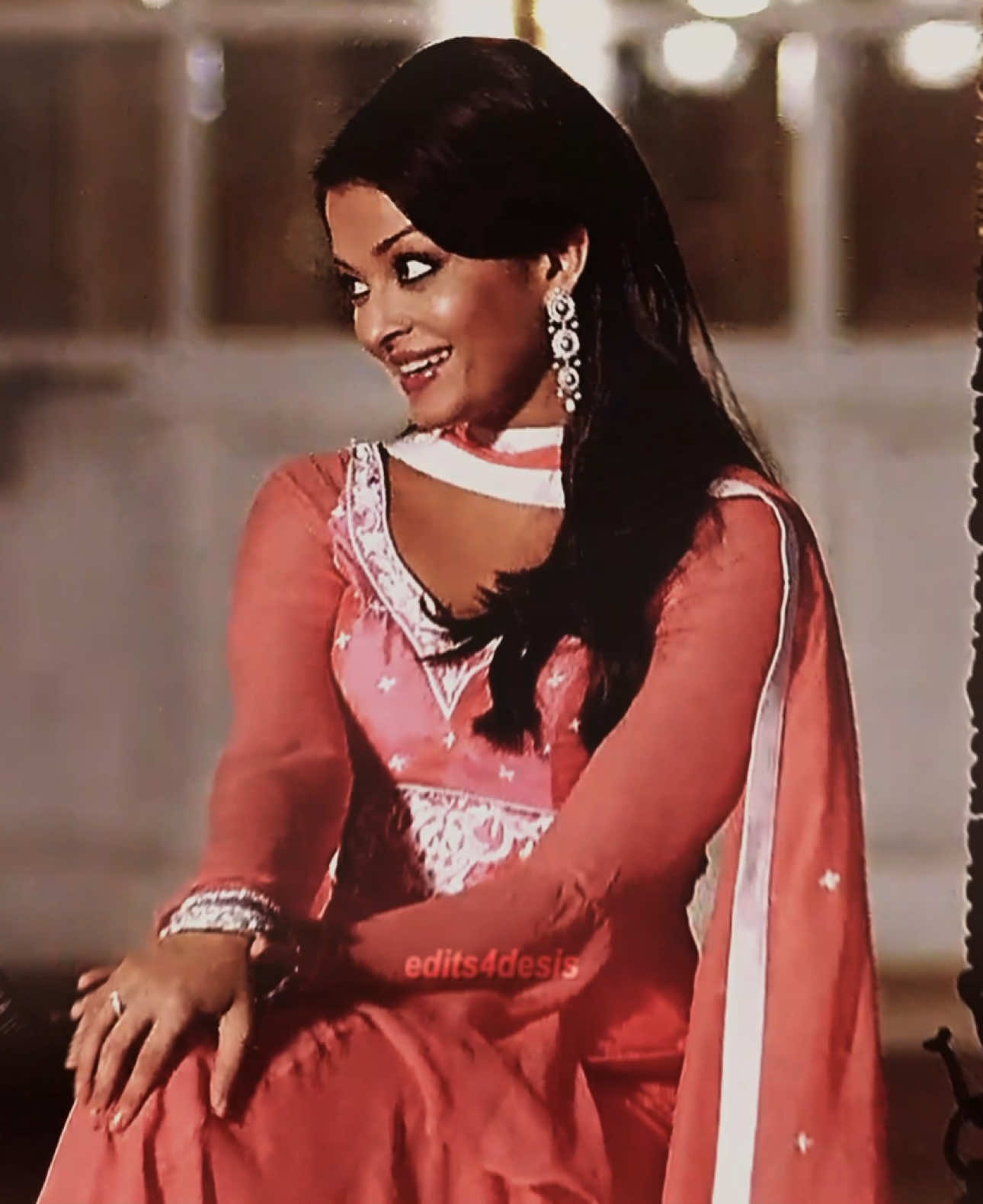 telling my kids this was barbie #aishwaryarai #actionreplayy #girlsjustwanttohavefun #mother #itgirl #aishwaryaraibachchan #retrobollywood #retro #70saesthetic #2000s #bollywood #bollywoodedit #desi #southasian #fypシ #foryou 