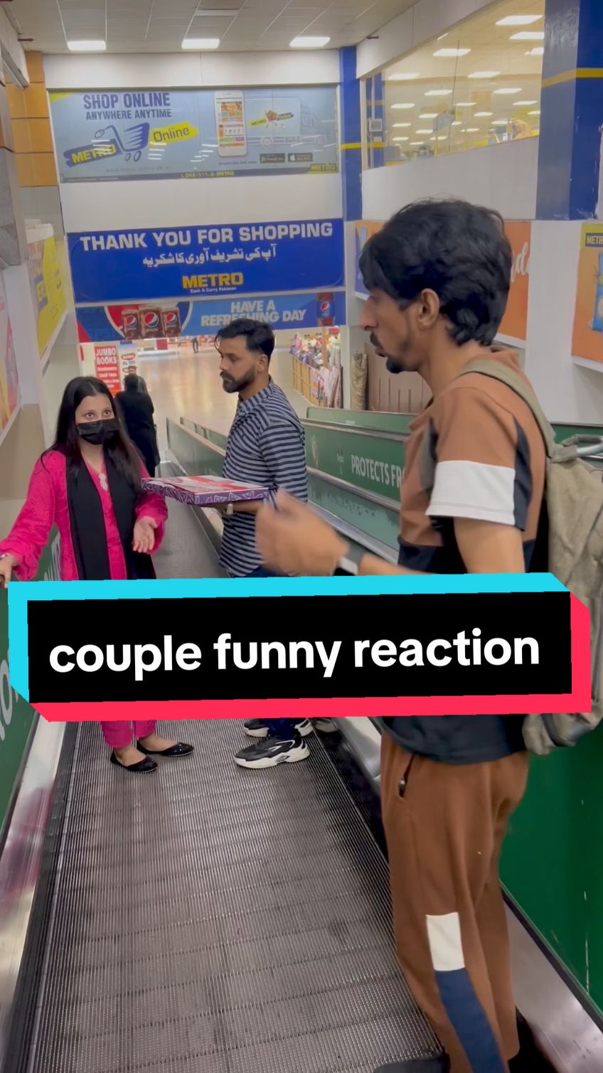 couple funny reaction 😂 #funny #siasi_shoorli ##rj_nazim_official #girlvoiceprank #comedyvideo @malik imran dd 