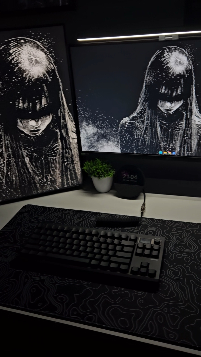 no rgb! #tech #techtok #wallpaper #setup #pc #allblack