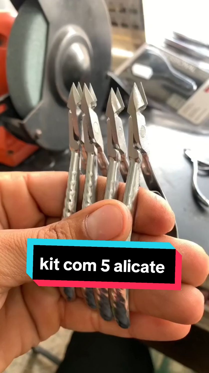 Link na bio , kits de 5 alicate de unha profissional 