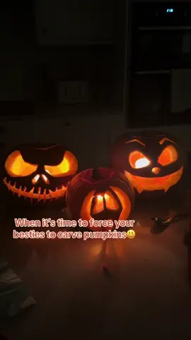Wholesome thursdays (we went to the pub after) @Hattie davey @lesleyloven #pumkincarving #halloween2024 #besties 