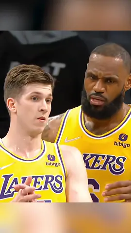LeBron interacts with the players 🥰🥰#NBA #basketball #fyp 