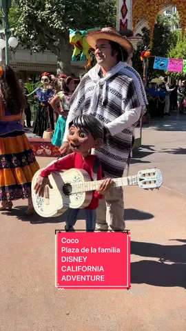 No me canso de admirar el talento de los artistas, disfrutando de los ultimos dias de COCO por el dia de muertos en DISNEY CALIFORNIA ADVENTURE #coco #cocomovie #miguelriveracoco #plazadelafamilia #plazalafamiliadisney #disney #disneylandia #disneyland #disneyparks #ellugardondelossueñossehacenrealidad #magicmoments #magiaydiversión #momentosmagicos #disneycalifornia #disneycaliforniaadventure #elmundodecelina #elmundodecelinatiktok #elmundodecelinadisneyland #disneycontent #parati #paratii #siguiendo #foryouu #siguiendooparati #fyp #fypシ #fyppppppppppppppppppppppp #contenidodisney #contenidodisneyenespañol #videoviral #videoviralitiktok 