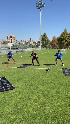 ⚽️ 𝗦𝗤𝗨𝗔𝗧 𝗩𝗔𝗥𝗜𝗔𝗧𝗜𝗢𝗡 ⚽️ #soccertraining #footballtraining #warmup #sport #sports 
