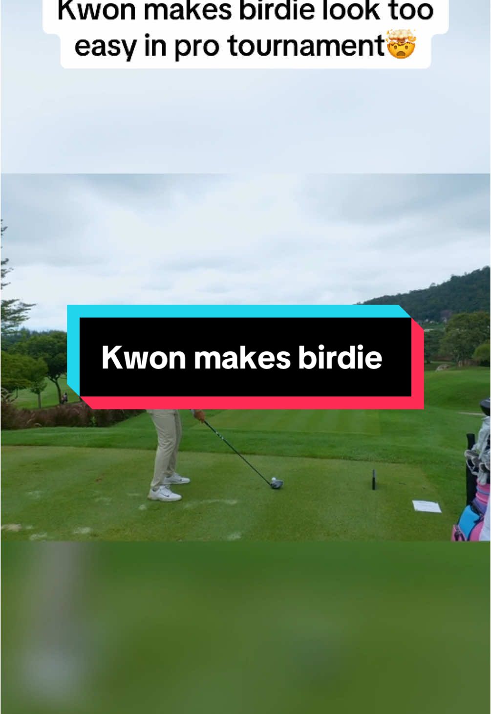 Golftok needs Kwon #chipping #golf #golftips #golftok #golfswingtips #golftiktok #fyp #viral #fypシ゚viral #granthorvat #lukekwon #goodgood #pga #brysondechambeau #perfectgolfswing #creatorsearchinsights 