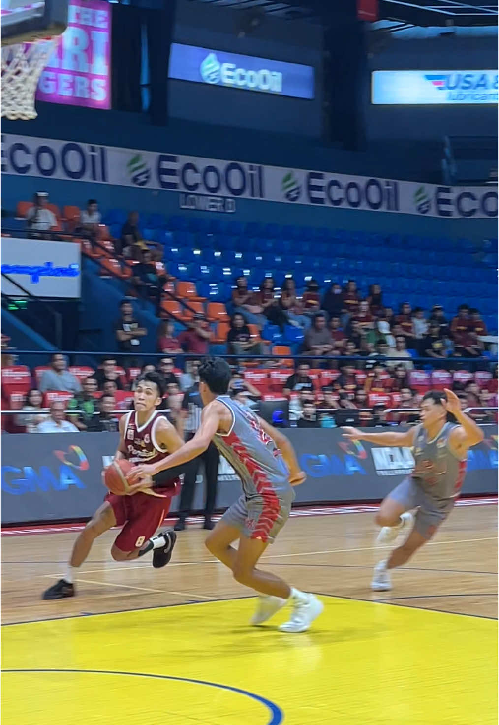 A Guadaña to Barba connection off the steal helps LPU cut Perpetual’s lead midway through the fourth quarter! #NCAA100 #NCAASigloUno #GMASports #SportsOnTiktok 