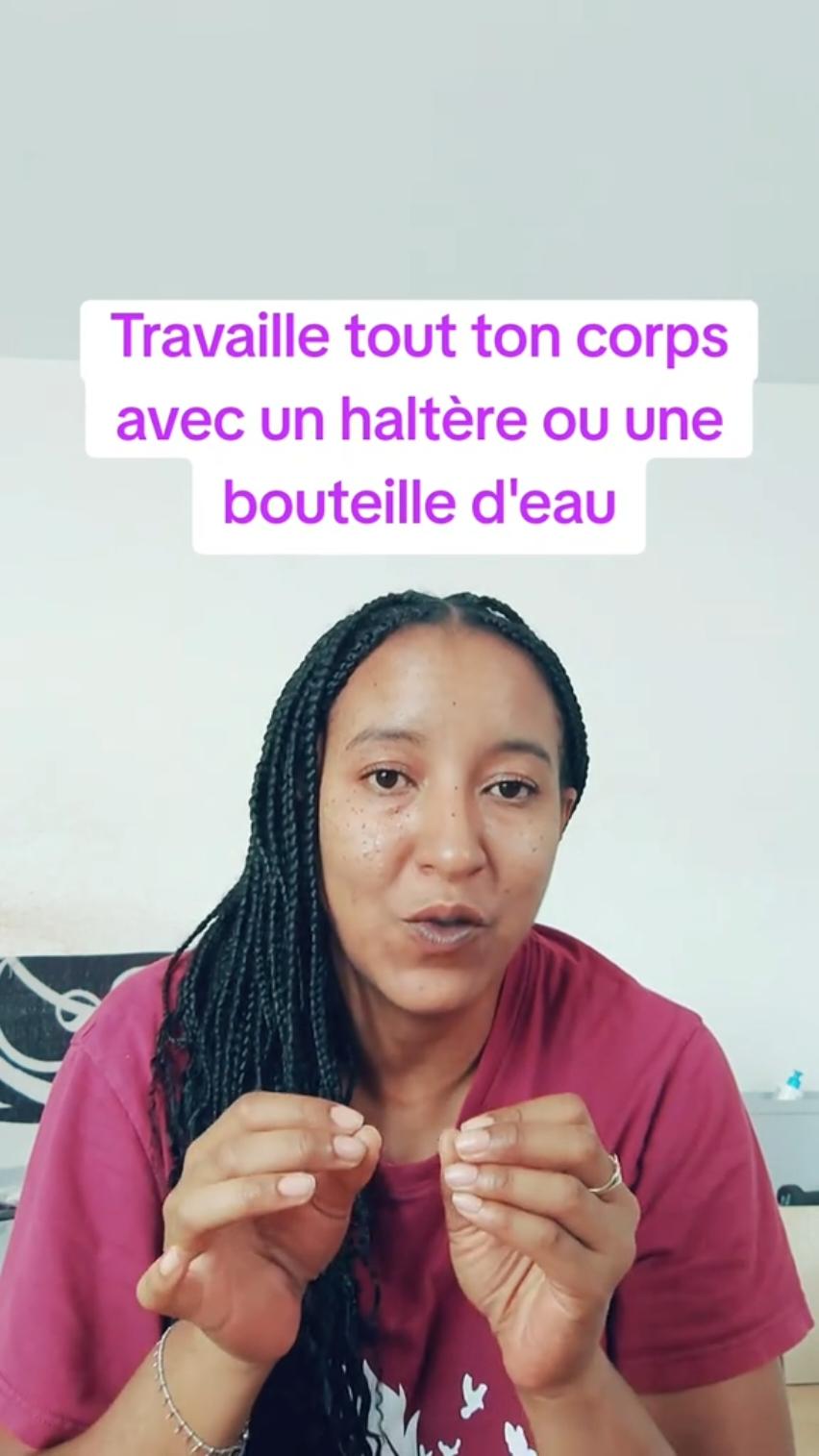 Training qui va t'aider dans ta perte de gras. Tu vas brûler des calories 🔥 Si à côté tu as une bonne alimentation alors c'est résultat assuré 💪 #fullbody #fullbodyworkout #poids #training #activitephysique #sportalamaison #gym #gymgirlsoftiktok 