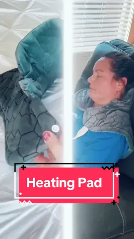 Electric Heating Pad. @Emircey Home #emircey #emirceyus #emirceyhome #fy #fypage #itssofiatheme #viralvideotiktok #fyp #tiktokshop #tiktokshopreviews #tiktokshopholidaydeals #foryourdays #falldaysforyou #blackfridaydeals #heatingpad #electronics #electricheatingpad #muscle #musclerelaxation #giftideas #giftsforher #giftideasforhim #electric #almohadacuello #almohada #tiktokmademebuyit #musclerelief 