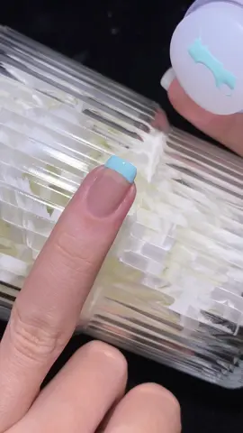 When you don't know what to do, you can't go wrong with a French nails!!💡With this French stamp, you can do your nails at home💅#nails #nailart #nailsdesign #nailtutorial #frenchnails #nailsartvideos #fyp 