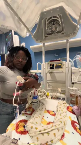 Today is everything but what I imagined 🥲 #nicu #postpartum #newmom #preemie #NICUJourney #firsttimemom #23weeker #pretermlabor 