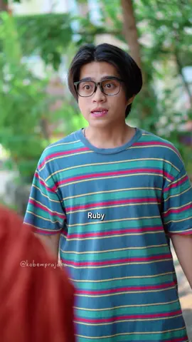 songong tapi kasihan? #SerialTikTok #TikTokTainment #TikTokSeries #TikTokSeriesFuture #drama #kobemprajaka #suneedaycreative #dramatiktok #viraltiktok #kehidupan #bos #karyawan #temen #sombong #pt 
