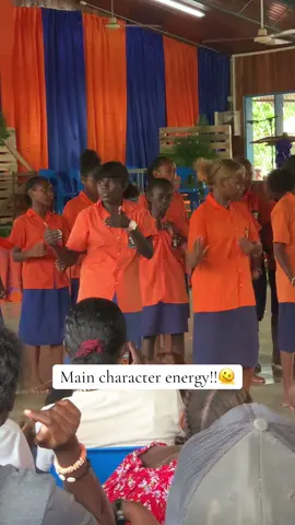Attended my small bro’s graduation at St Joseph’s (Tenaru) but this wannnn girl legitttttttt stole the show!!😍 #fyp #fypシ゚viral #dance #graduation 