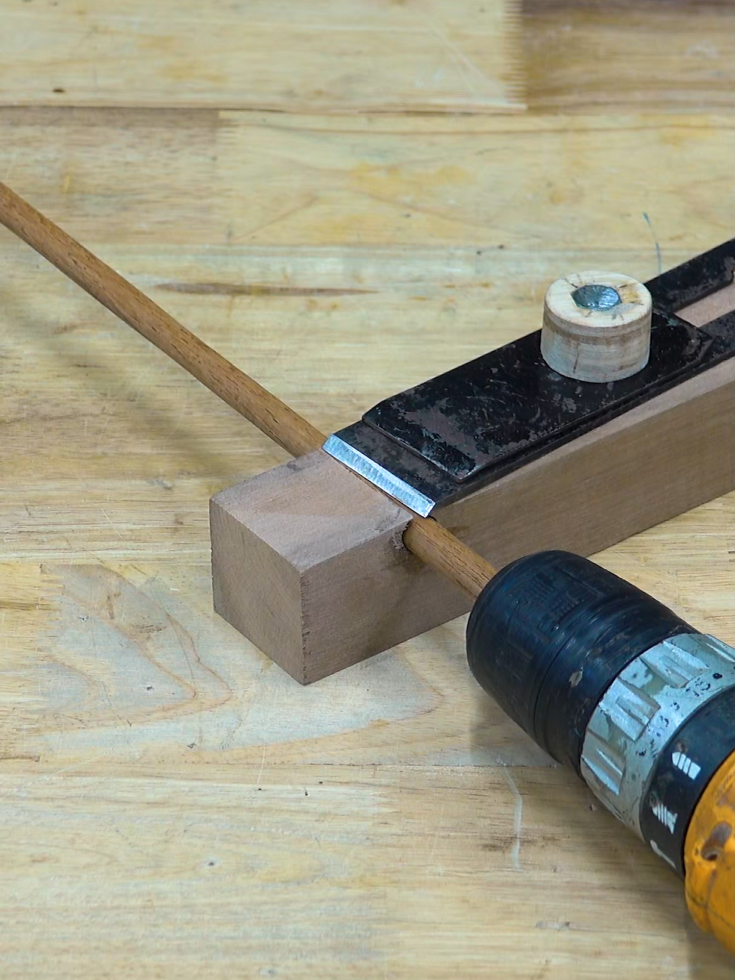 Discover the world of woodworking with our amazing DIY tips and hacks! Enhance your skills and transform your projects with these innovative tools. 🛠️✨ #WoodworkingTips #DIYHacks #Craftsmanship