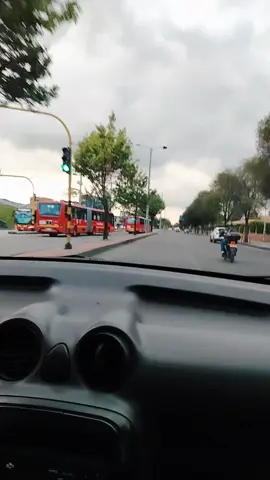 #depaseo🚘🛣️😅 #porlascallesdebogota🇨🇴😍 #calle80bogota 
