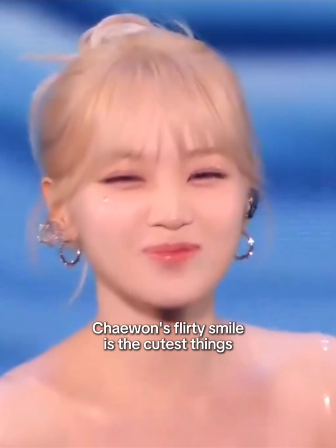 I can't handle this, she's so CUTE #le_sserafim #chaewon 