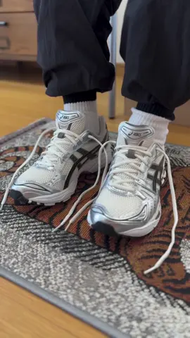 Giày ASICS GEL-KAYANO14 👟 #giaynam #giaynu #giayasics #giaychinhhang 