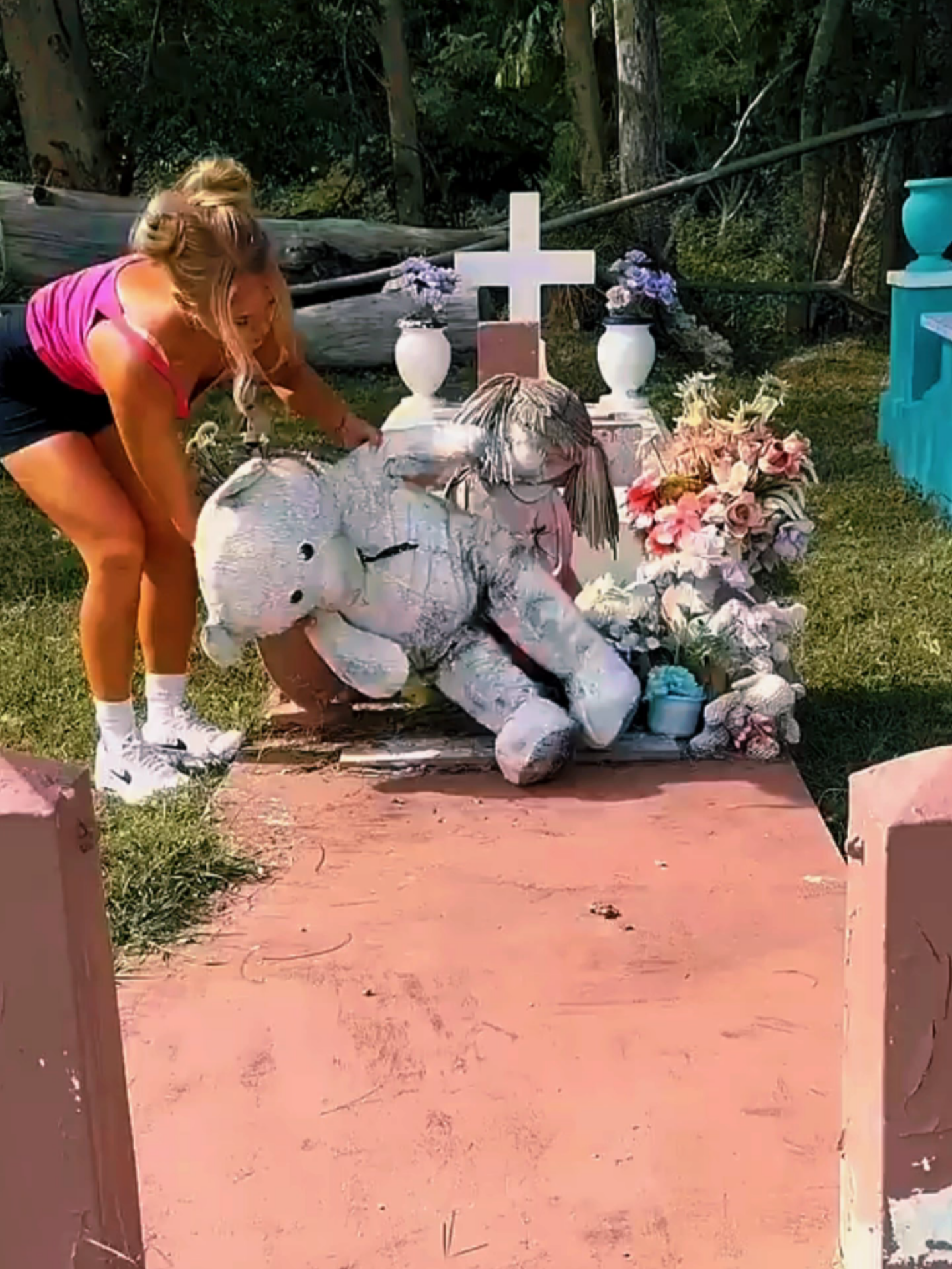 Cleaning a baby’s grave for free #cleaning #satisfyingcleans #cleaningasmr #foryoupage