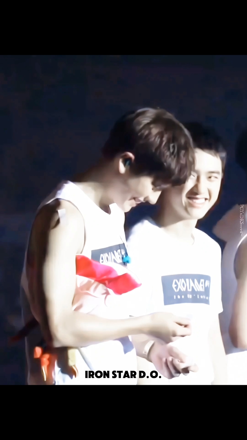 ♡♡♡  *All fancams credit as tagged* #chansoo #ニョルド #灿嘟 #찬디 #chanyeol #kyungsoo #都暻秀 #朴灿烈 #ギョンス #チャニョル #親友 #기찬노디 