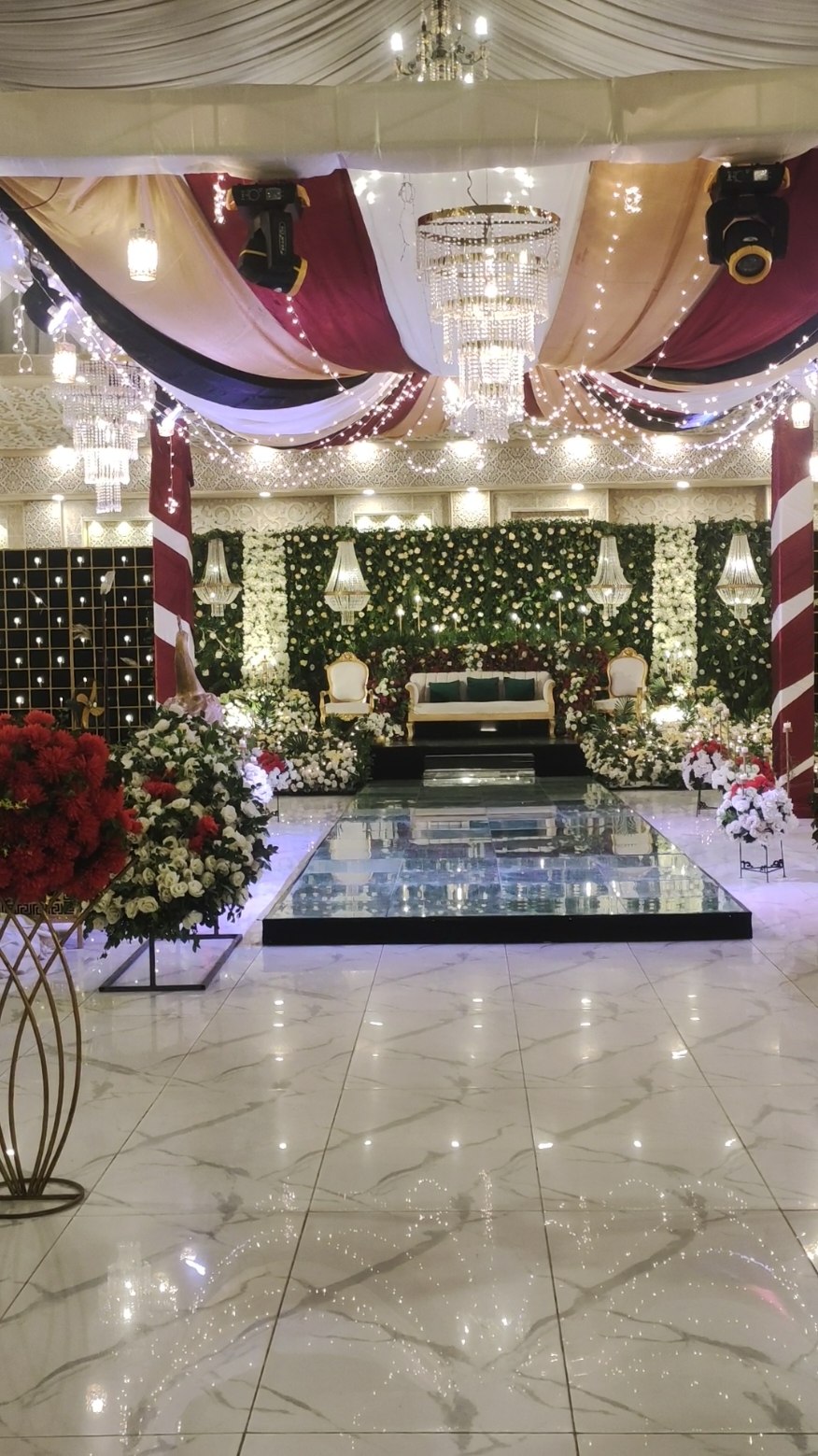 Beautiful Barat Decor at Richmond Marquee @ Marquees Complex near Kurri Road, #Islamabad Expressway. #richmondmarquee #weddingmarquee #clayoven #islamabad #barat #baratdecor #mehndidecor #walimadecor #mehndi #walima #weddingtiktok #weddingday #weddingvibes #weddingplanning #weddingvideo 