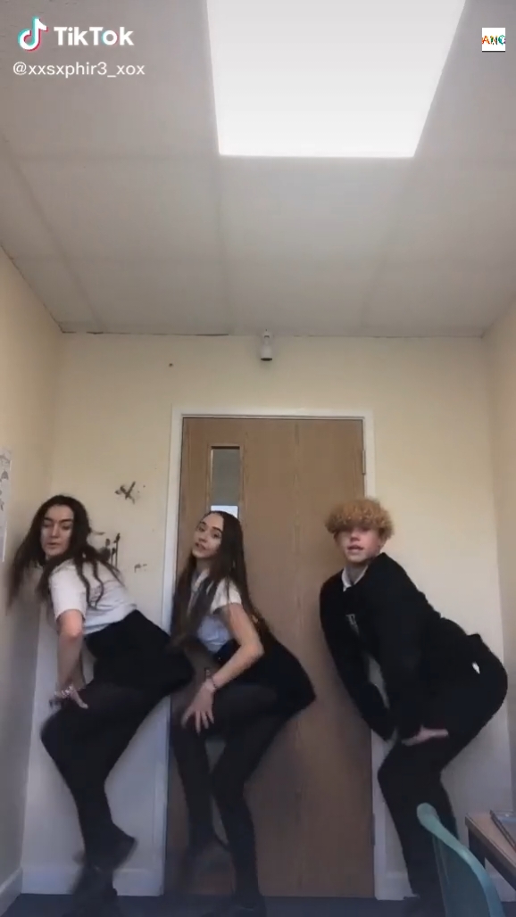 friends dancing at school #friends #tights #trending #dancing #fyp #goviral #schoolunifrom #dancingqueen #foryoupage #schoolunifromuk #dance #schoolskirt #viral #dancinginschool 