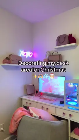 Bye bye Fall, Hello Christmas 🫶🏼❄️🥰🎅🏼 #christmas #christmasdecor #christmasdesk #fyp #winter 