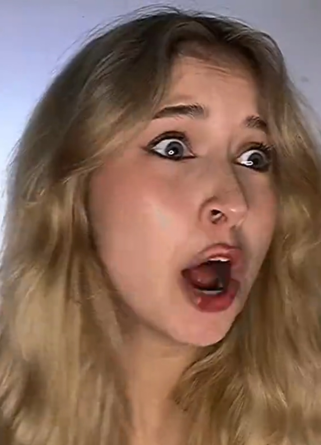 😍Beth freaks out, shouting—with her Nostrils in Crazy Flare!😋👃💥✨😘 #Beth #CrazyFlare #NostrilFreakout #CliffyNostrils #NostrilPhilia #Nose #Nostrils #NoseBeauty #ForYou
