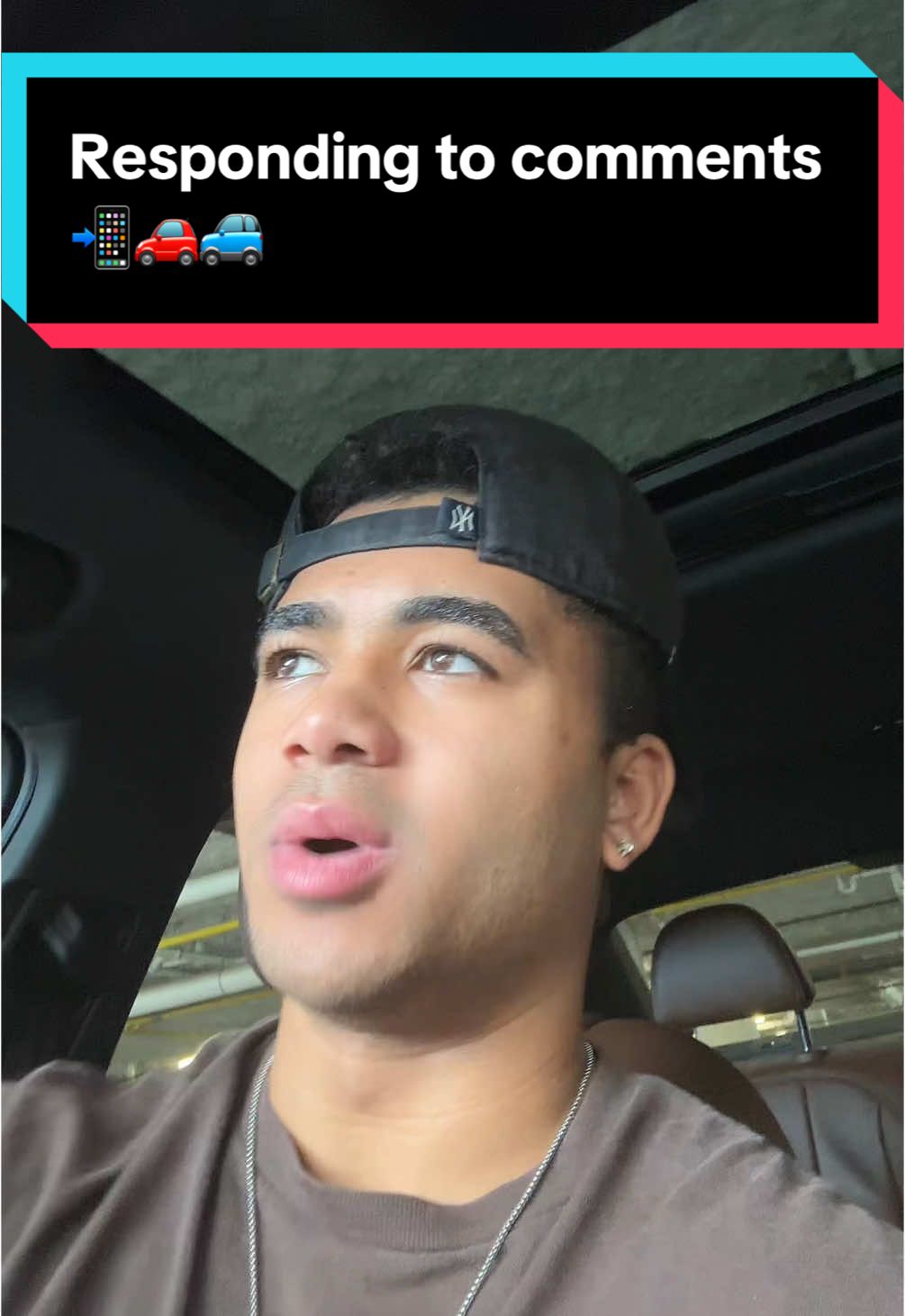 Replying to @Marlo right here bro 😂 #Hiehacarplay #HiehaShoppe #wirelesscarplay #carplayscreen #androidAuto #applecarplay #carplayRadio #carplayadapter #oldcar 