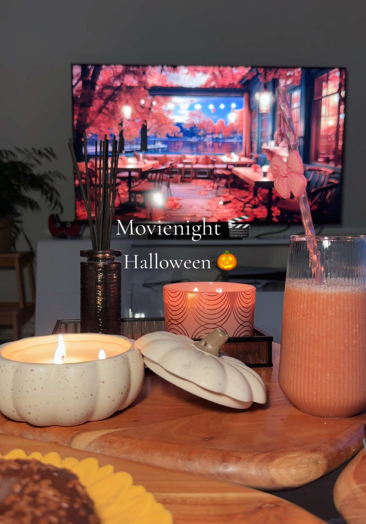 It’s time to watch Halloween movies 👻🎃 #movienight #ipad #halloween #halloweenmovie #autumnvibes 