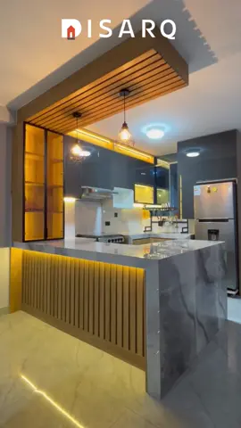 Mueble de Cocina con Barra y Bar incluido ✨️🎛 922 634 635 Visitas GRATIS a domicilio  #MueblesDeMelamina #melamina #cocina #mueblesamedida #DiseñoFuncional #diseñodecocinas #muebledecocina #cocinamoderna #barra #zonabar #diseñodeinteriores 