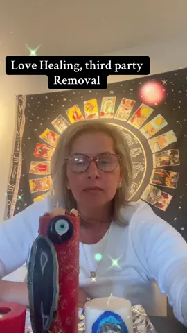 #Love #tarotcardreading #foryoupage #fyp #healing #spiritual #chakrahealing #soulmate 