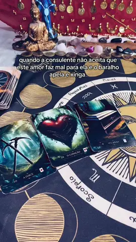 fico até com vergonha de contar que o baralho está dando esporro 😂😂 #cartomante #fyp #foryoupage #tarot #baralhocigano #bronca #meme 